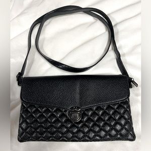BLACK QUILTED CROSSBODY BAG SET